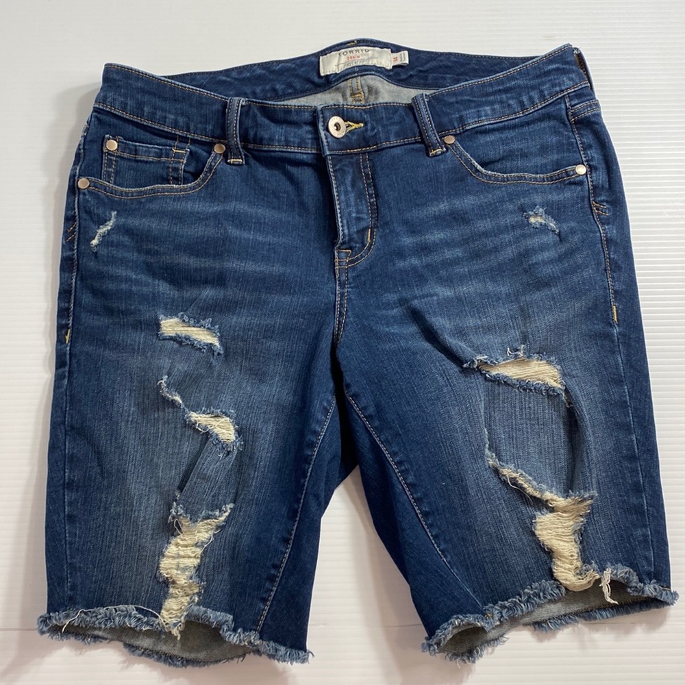 Torrid Jean shorts distress size 14 Like NWOT
